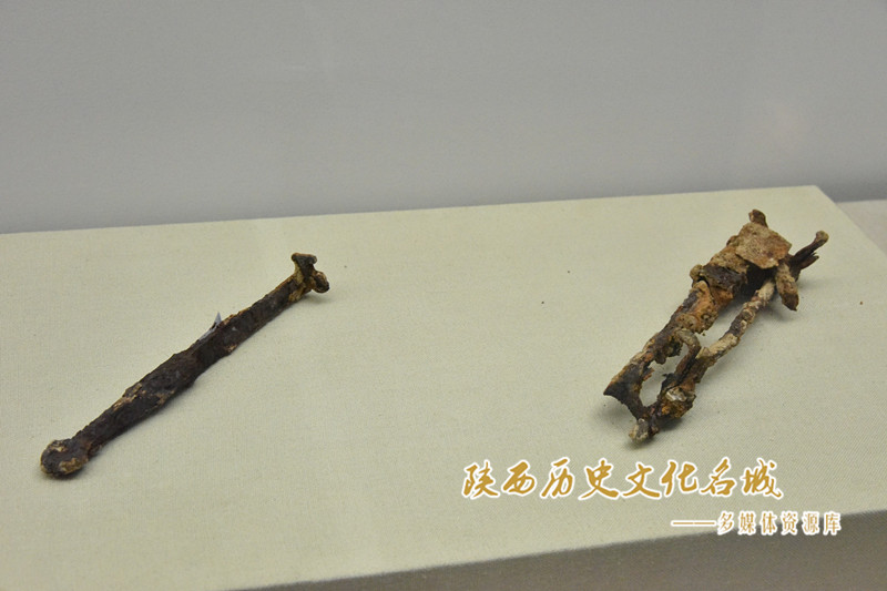 唐惠陵 铁锁及钥匙