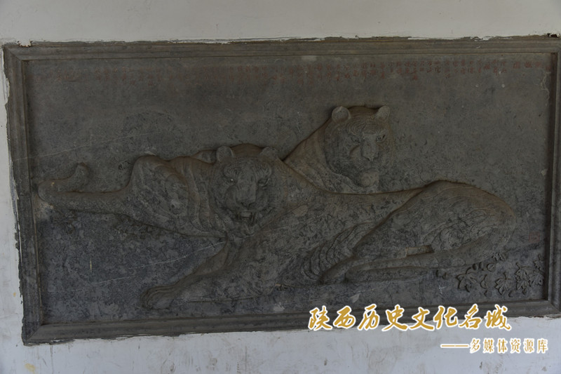 玉泉院 石虎