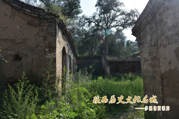 苗方田院 院落