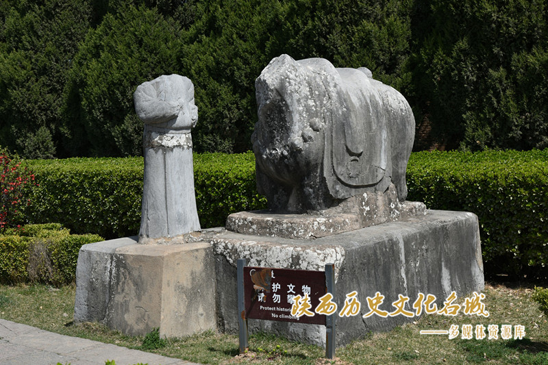 乾陵石雕