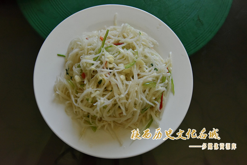 凉拌萝卜丝